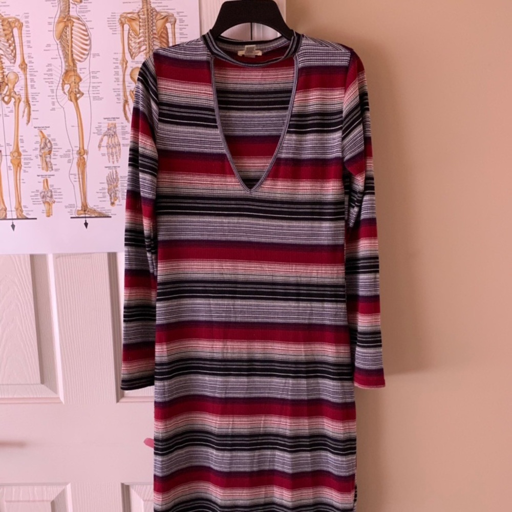 Maxi dress that is form fitting!